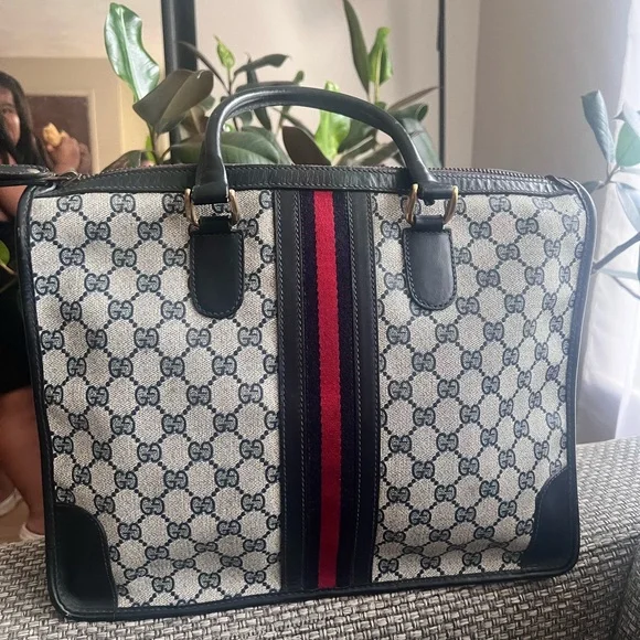 Gucci | Bags | Gucci Sherry Line Document Bag | Poshmark